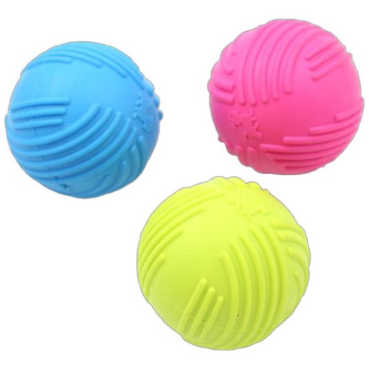 Besta igračka za pse, žogica Trace 6,5cm različne barve