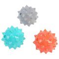 Besta igračka za pse, žogica Spikes 10cm različne barve